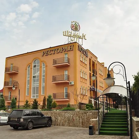 Premier Hotel Shafran-3